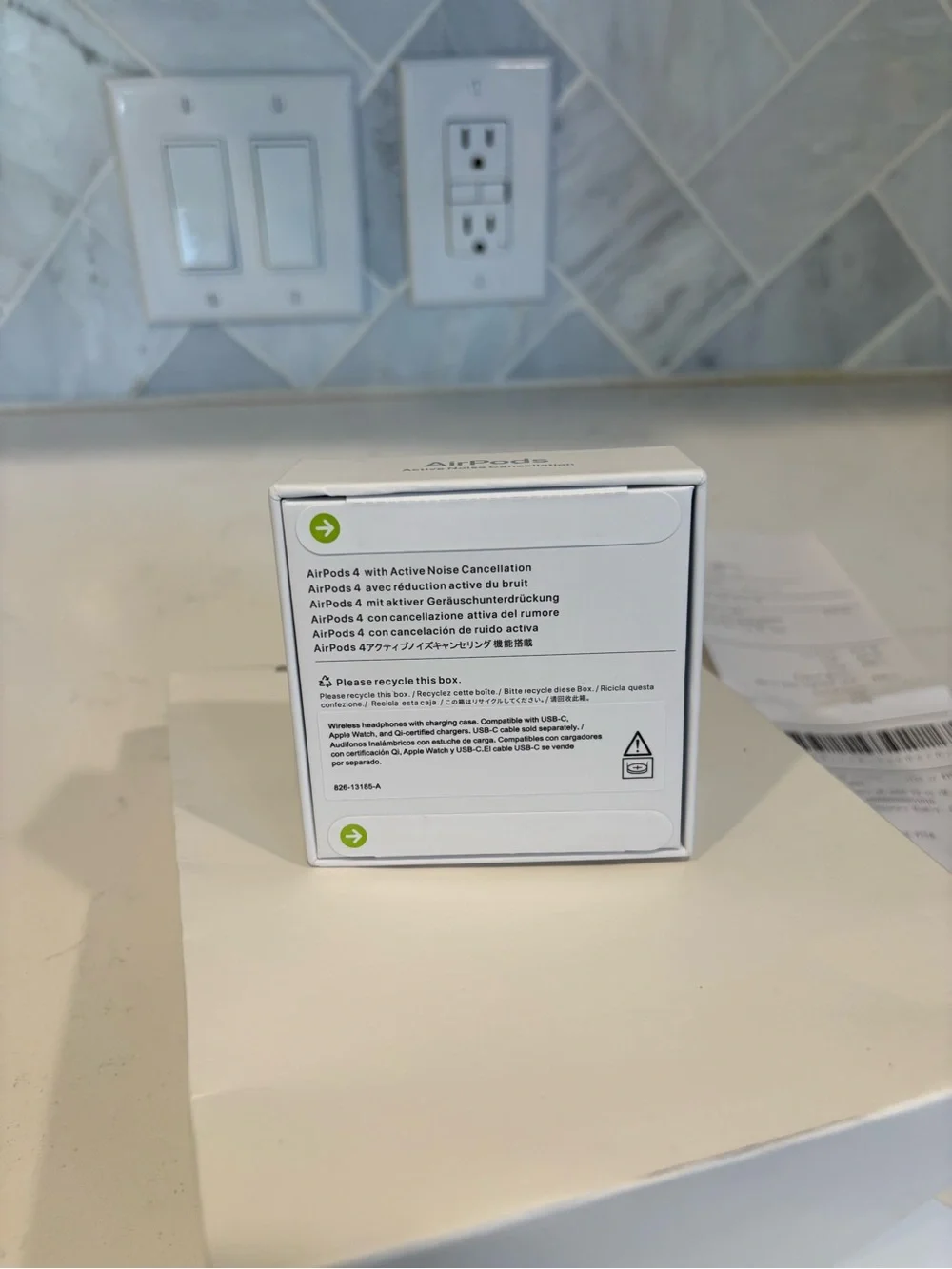 Apple AirPods 4 (ANC) — Model A3057/A3059